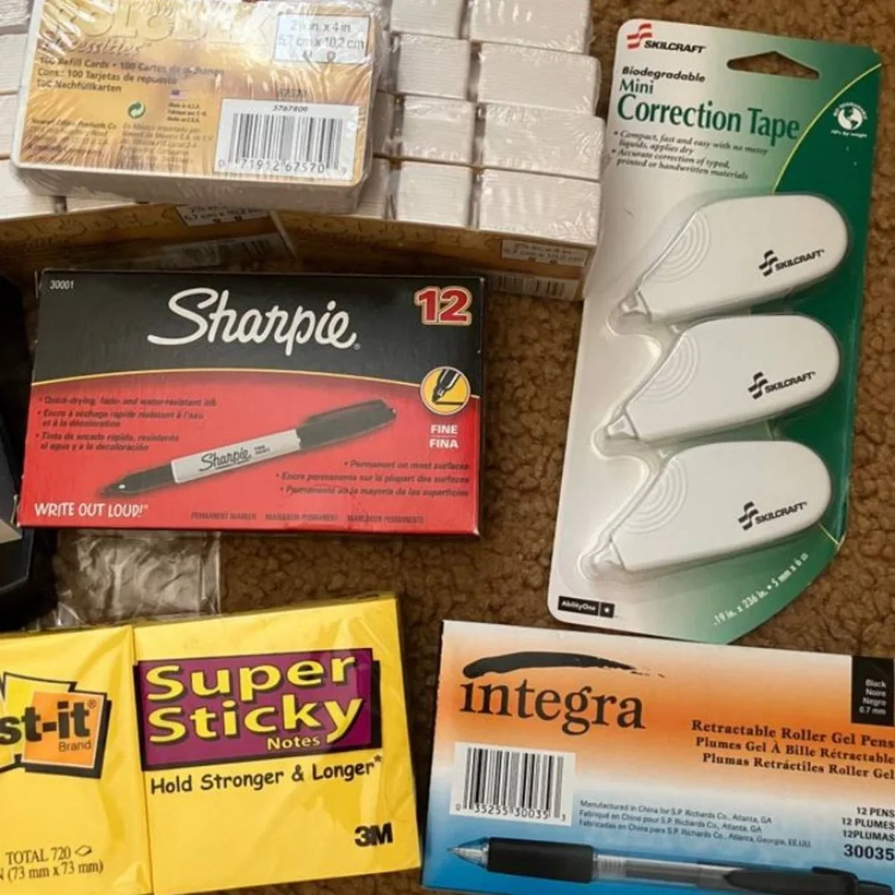 Office supply bundle - Picture 2 of 3